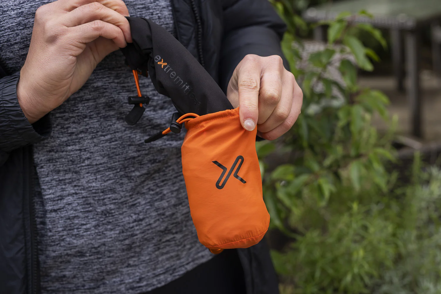 Extremitites Sherpa Insulated Waterproof Mitts - Image 4