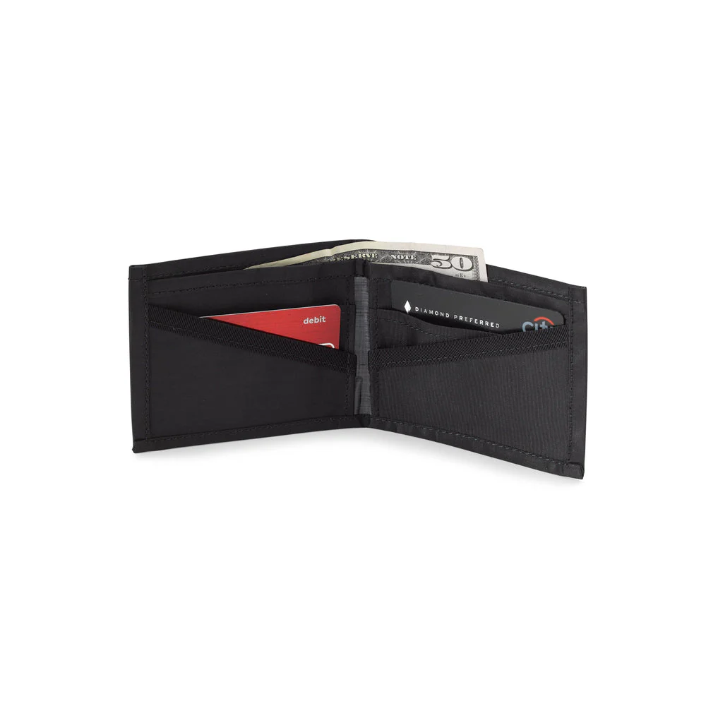 Hyperlite Mountain Gear The Minimalist Wallet - Image 2