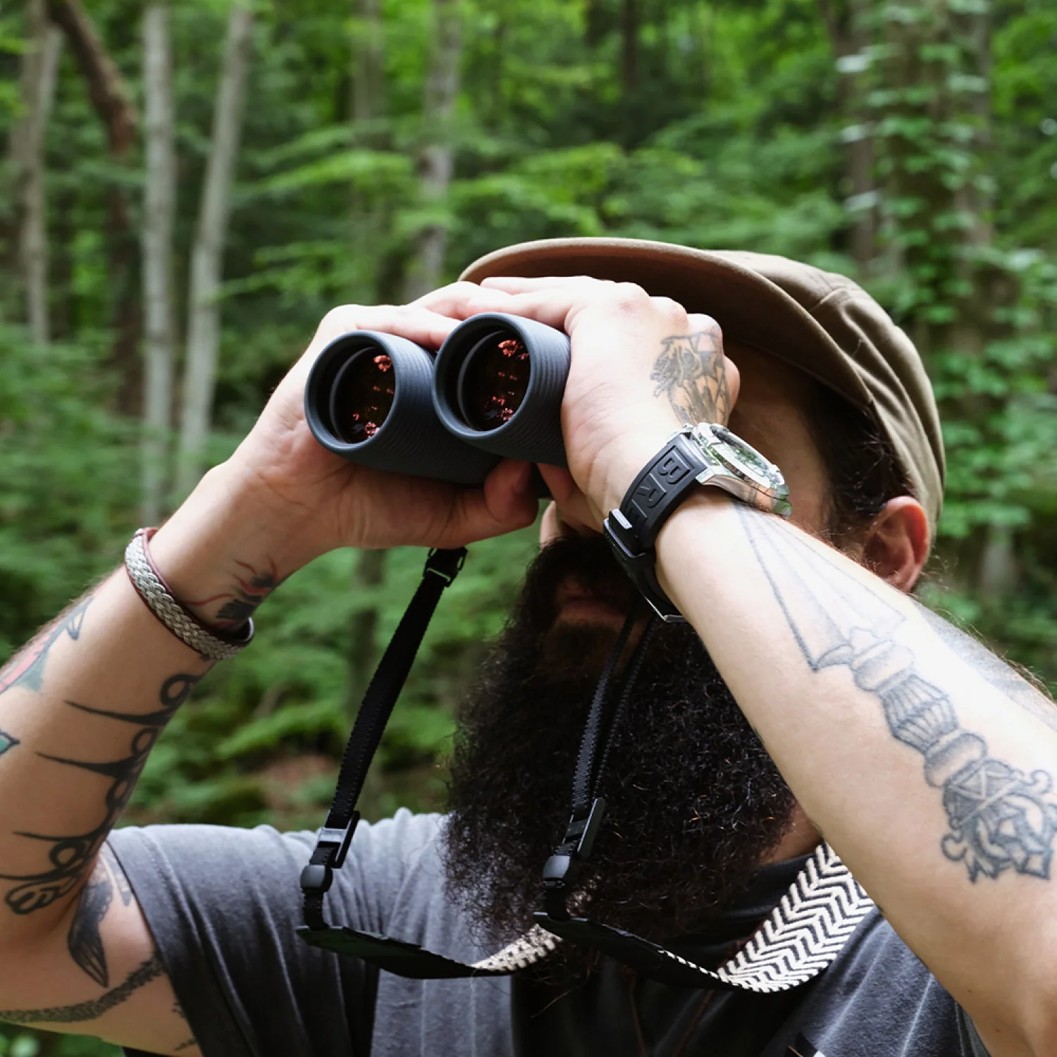 Nocs Provisions Pro Issue Binoculars - Image 4