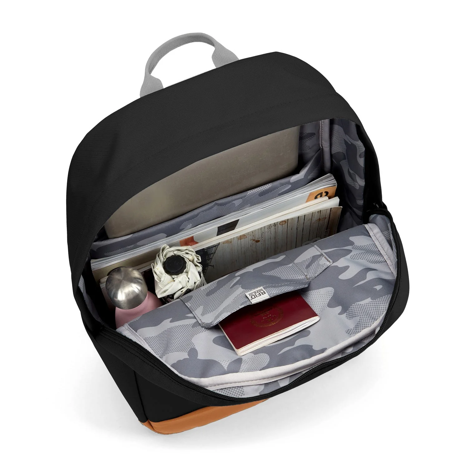 Pacsafe Go 25L Anti-Theft Backpack - Image 6