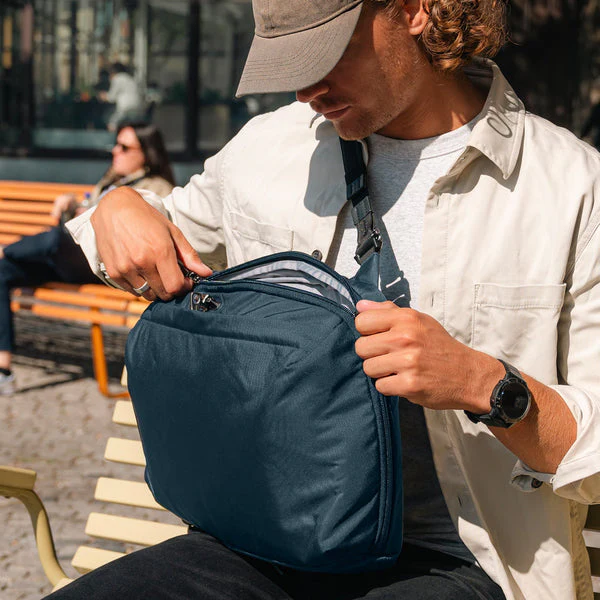 Pacsafe V Anti-Theft Commuter Backpack - 16" - Image 2
