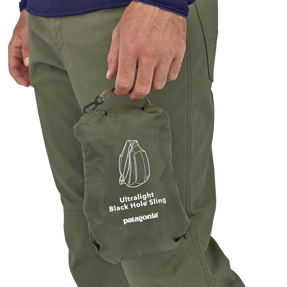 Patagonia Ultralight Black Hole Sling - Image 3