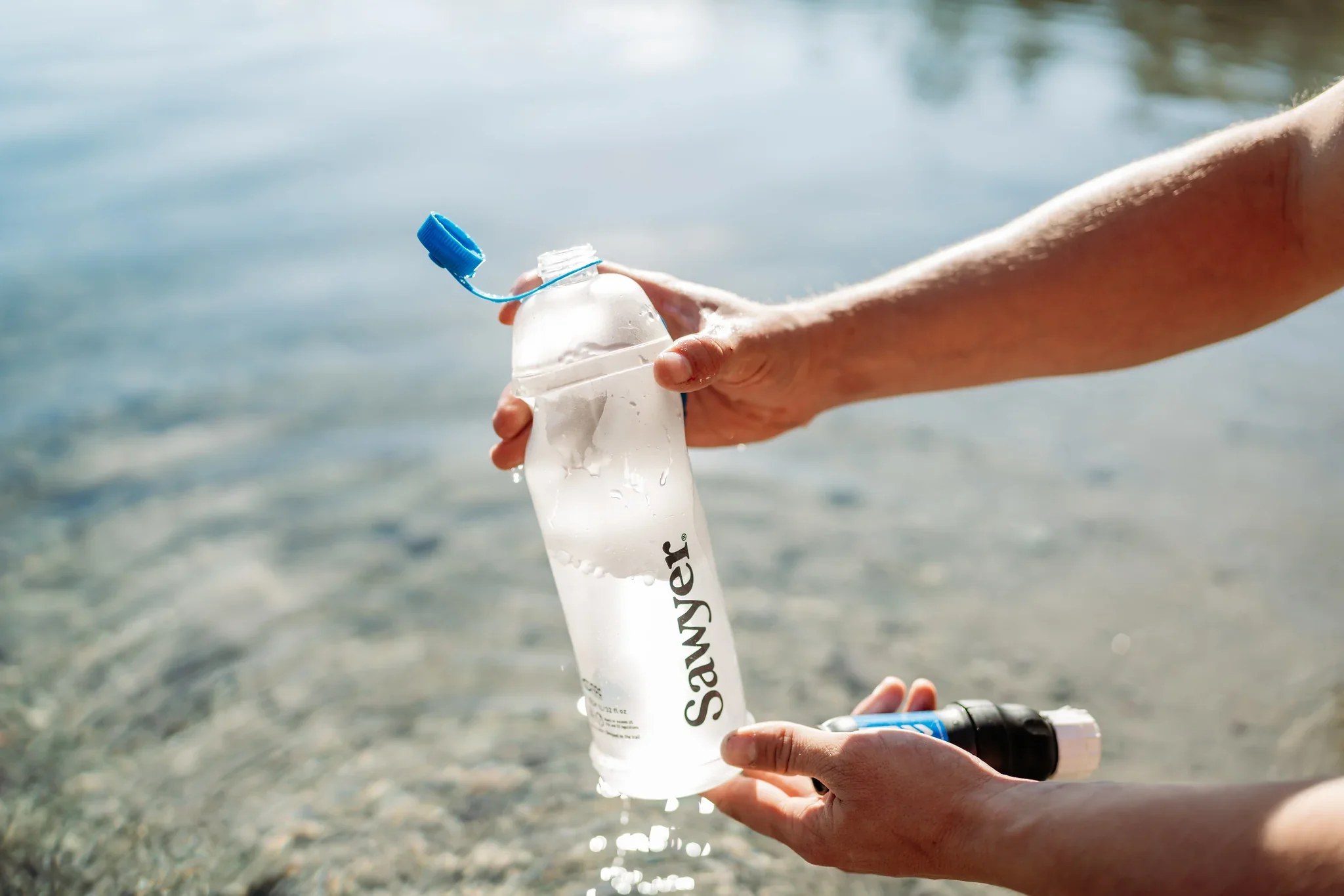 Sawyer® Squeeze Water Filtration System w/ Cnoc Premium 1L Bottle - Image 4